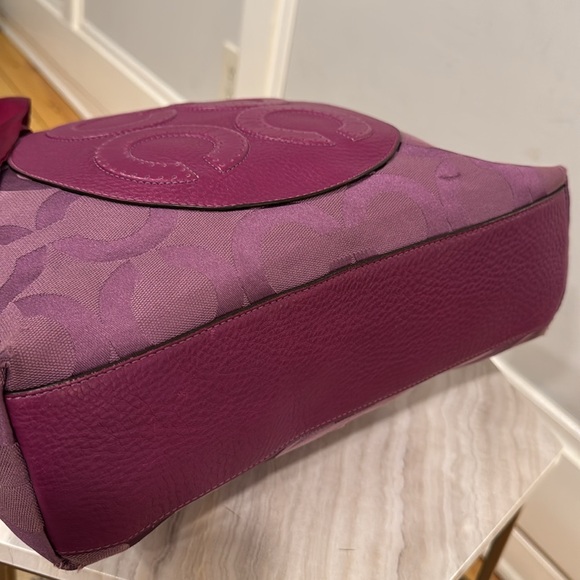 Coach Bag Large Signature Purple Leather and Canvas Tote Bag - Picture 8 of 17